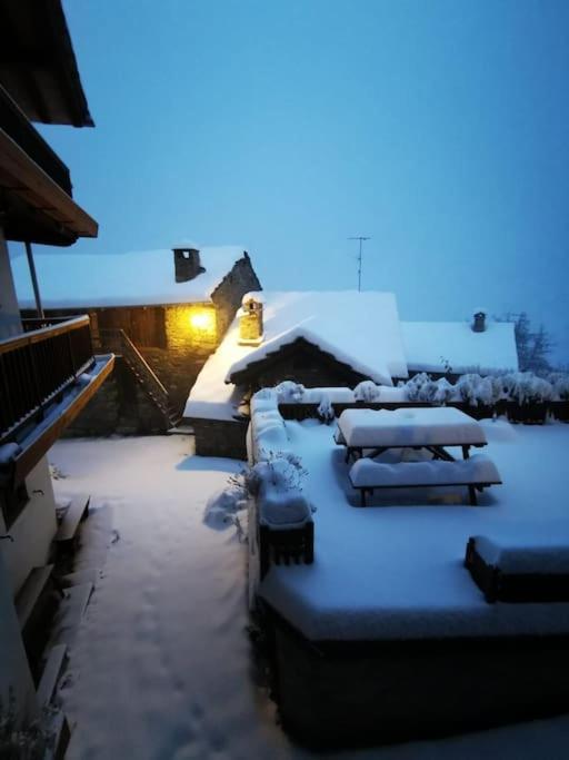 La Maison Del Bon Grato Champorcher Exteriér fotografie